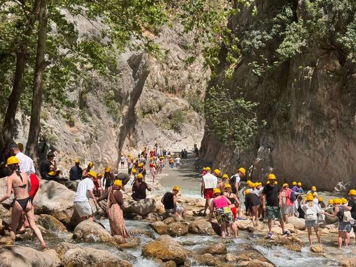 Muğla Fethiye Babadağ Semalarında Rekor Yoğunluk: 7 Günde 8 Bin 435 Kişi Uçtu 3
